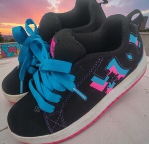 DC Skaters Youth size 2 Shoe Uban City Fashion Fat Lace Swuade